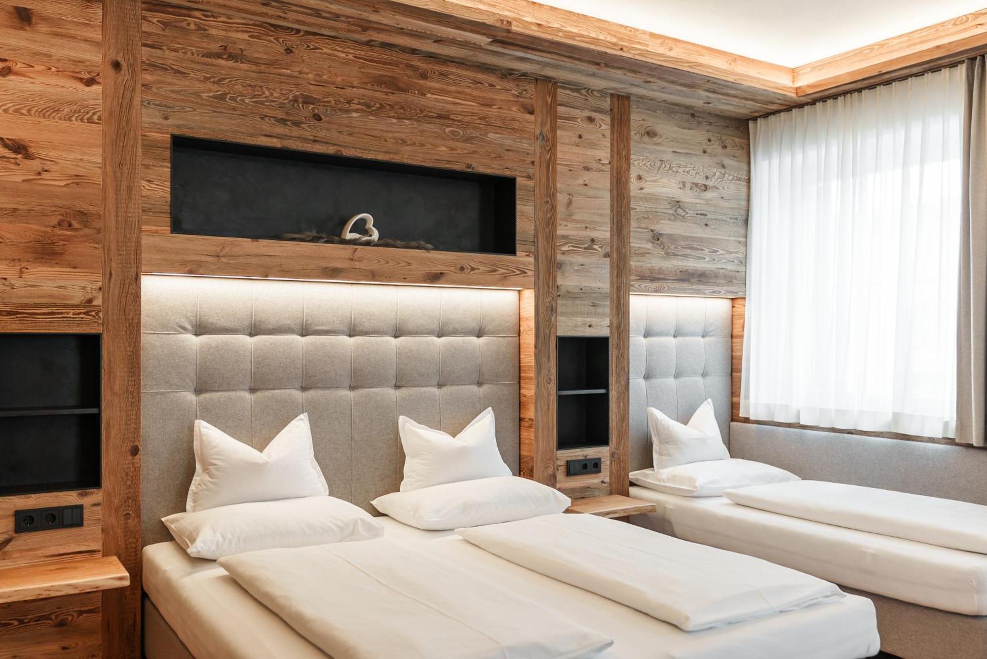 Hotel Villa Waldheim San Candido Exterior foto